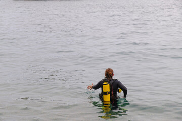 Playa de Almuñear, Granada, España, preparándo activiad de bueceo, actividades acuáticas,...