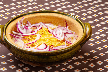 土鍋で作った「ツナマヨネーズのご飯」