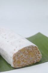 A raw food made from fermented soybeans is often called Tempe