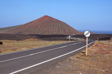 Strasse bei Yaiza, Lanzarote