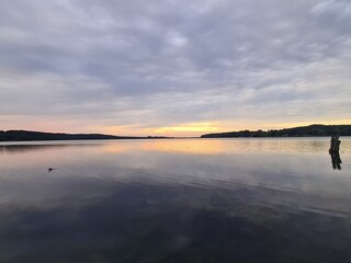 wunderschöner Sonnenuntergang über dem Ratzeburger See in Ratzeburg, Schleswig - Holstein / Deutschland
