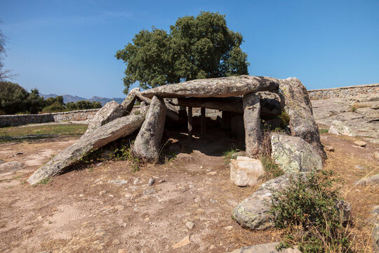 archeological site dolmen ciuledda luras olbia gallura tempio pausania
