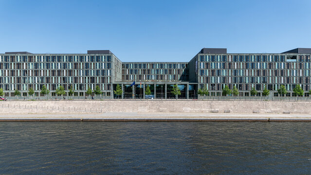 Bundesministerium f&uuml;r Bildung und Forschung (BMBF), Dienstsitz Berlin, vom Ludwig-Erhard-Ufer