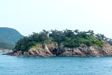 Naklejka premium The beautiful seashore landscape and sea