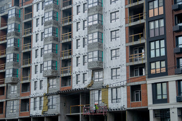 Obraz premium Part of a multi-storey building, bottom view