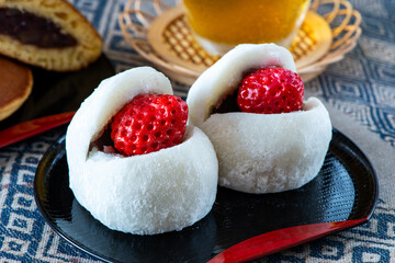 イチゴ大福とどら焼き