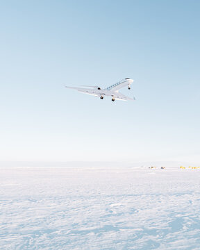 private jet landing exotic location