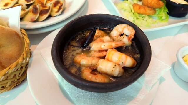 Camarones al Pil Pil