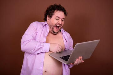 Funny fat man and online dating. Brown background.