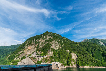 Naklejka premium 赤沢岳と黒部湖 富山県立山町