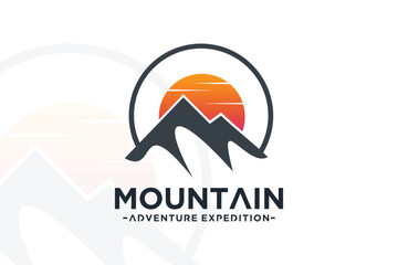 Mountain logo design creative concept Premium Vector