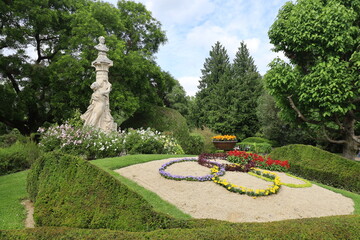 Le jardin Henri Vinay, parc public, ville de Le Puy en Velay, département de la Haute Loire, France