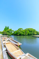 Fototapeta premium 初夏の柳川の風景 福岡県柳川市 Scenery of Yanagawa in early summer. Fukuoka Pref, Yanagawa City.
