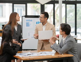 Asian business group Clap your hands to show your good genes.