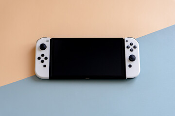 ポータブルゲーム機