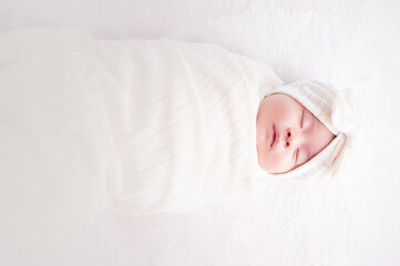 t looks like you have images of a baby. If you need help or information about something specific related to these images, feel free to ask!

