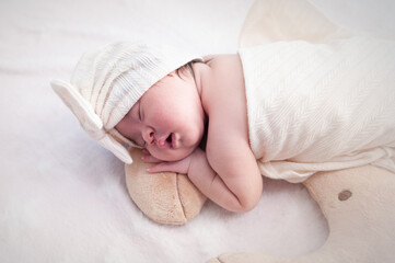 t looks like you have images of a baby. If you need help or information about something specific related to these images, feel free to ask!

