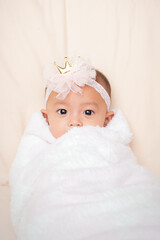 t looks like you have images of a baby. If you need help or information about something specific related to these images, feel free to ask!

