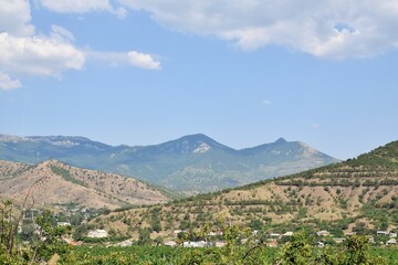 Obraz premium Mountain landscape. View of the valley and mountains in Crimea
