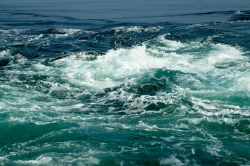 渦潮（うずしお）