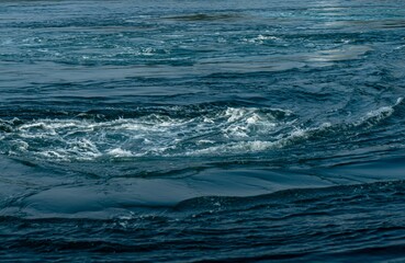 渦潮（うずしお）