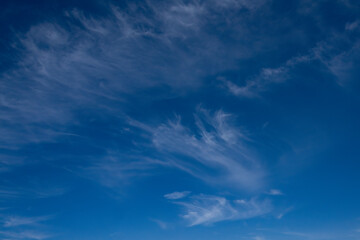 Obraz premium A Cloudscape on a Partially Cloudy Sky
