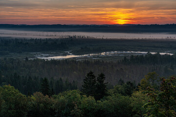 Sonnenaufgang &uuml;ber dem Isartal