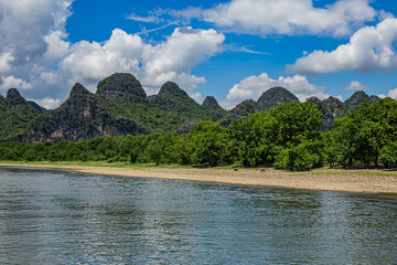 Cruise from Guilin to Yangshuo: stunning natural landscapes, beautiful Li River (Li Jiang), scenic...