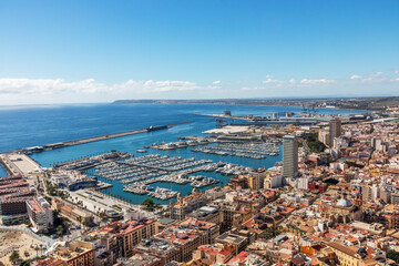 Obraz premium View over Alicante marina and port, Spain