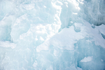 晴天の雪山で眺める美しい風景Beautiful scenery from the snowy mountains on a clear day