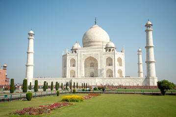 人生で一度は行ってみたいタージマハルのとても美しい風景The beautiful scenery of the Taj Mahal that you should visit at least once in your life