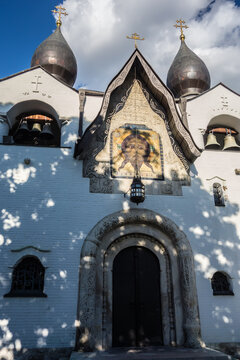 Convent of Saints Martha and Mary. The Holy Mandylion icon over the main door, Moscow, Russia
