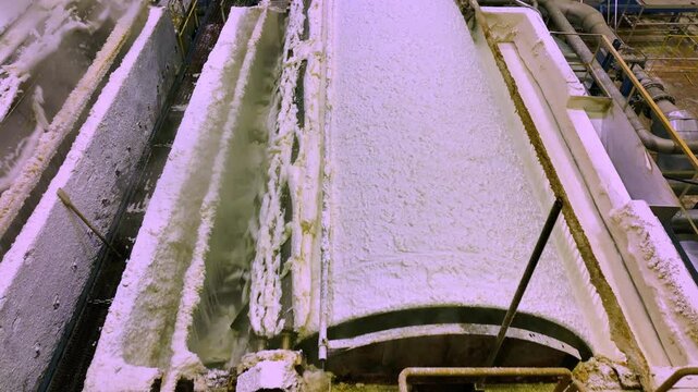 Paper production. Washing and bleaching of pulp from hardwood. Pulp production