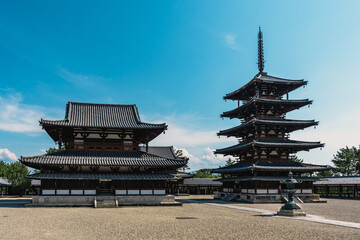 世界遺産法隆寺の国宝五重塔と金堂