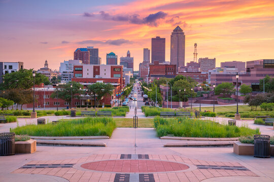 Des Moines, Iowa, USA. Cityscape image of Des Moines skyline, Iowa, USA at summer sunset.