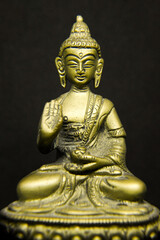 Fototapeta premium Golden Buddha Statue