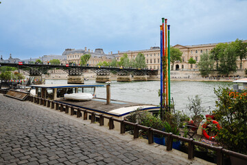 P&eacute;niche sur la Seine color&eacute;e