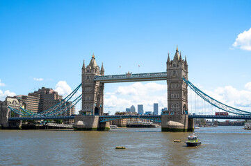 Obraz premium Tower Bridge in London against a blue sky, England