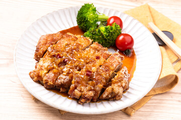 鶏の唐揚げねぎソース