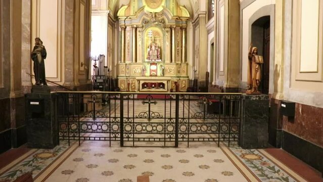 Buenos Aires Cathedral benches and altar of Jesus