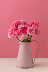 ピンク色のカーネーション 　母の日