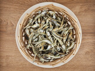 건조시킨 멸치, 음식재료