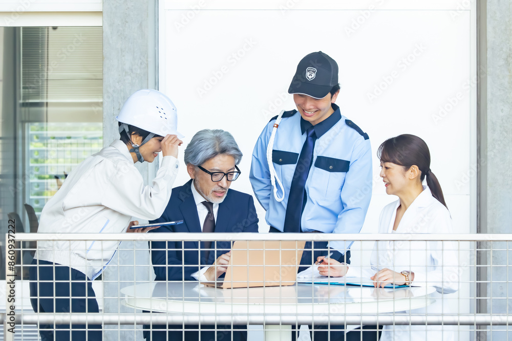 Poster 会議する様々な職業の人々（ビジネスマン・エンジニア・研究者・警備員）