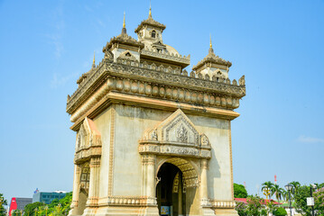 ラオスの首都ヴィエンチャンにあるパトゥーサイの美しい風景Beautiful scenery of Patuxai in Vientiane, the capital of Laos