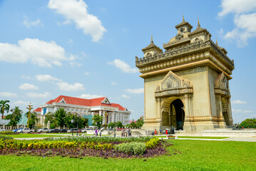 ラオスの首都ヴィエンチャンにあるパトゥーサイの美しい風景Beautiful scenery of Patuxai in Vientiane, the capital of Laos