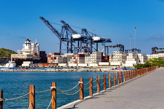 Port of Santa Marta, major commercial port importing grain and general cargo and exporting coal, bagged coffee and others. Colombia