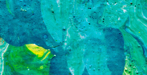 Fluid Finesse: Unveiling the Intricate Allure of Liquid Art in Oil Paintings
