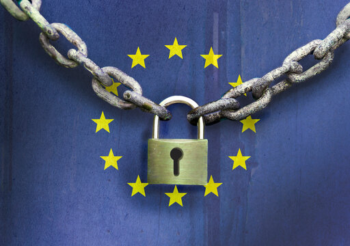 Illustration of padlock and chain in front of European flag