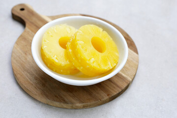Pineapple fruit, Canned pineapple sliced