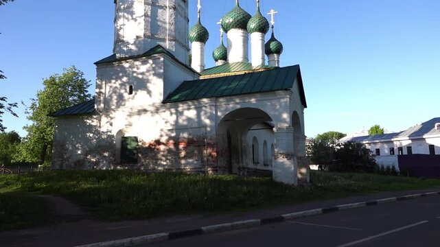 Church of Savior on City (Church of Origin of Honorable Trees of the Lord's Cross) is church of Yaroslavl central deanery of Yaroslavl diocese of Russian Orthodox Church on Kotoroslnaya embankment.